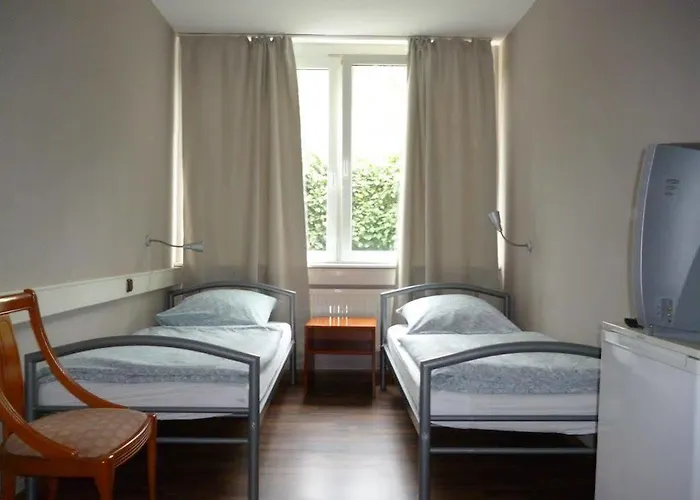 Bergedorf Haus 9 Herberg *
